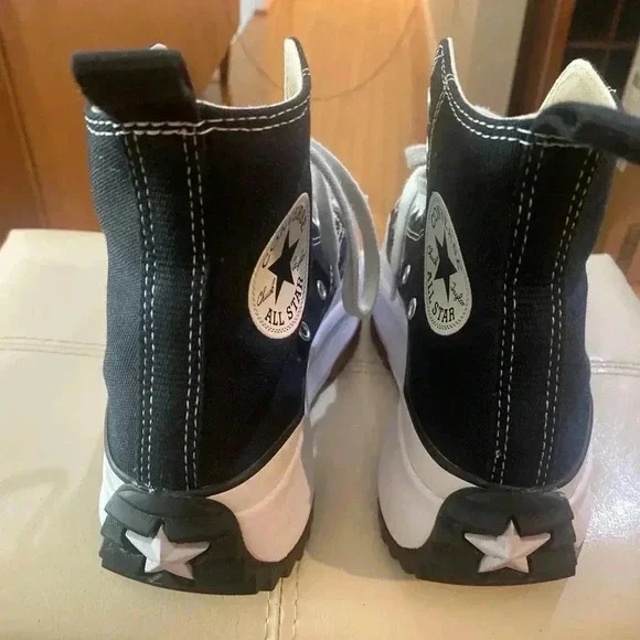 Converse Run Star high-tops Woman’s Size 8.5 and Mens Size 7 - Picture 9 of 9